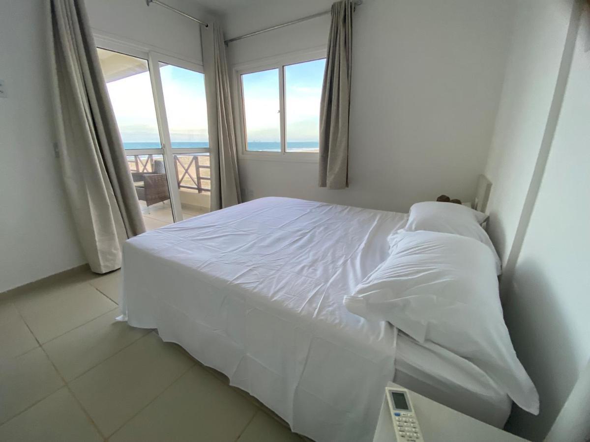 Beachfront Apt & Jacuzzi Таїба Екстер'єр фото